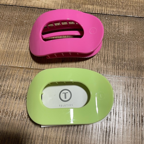 Teleties Pink and Green Hair Clips - Picture 1 of 5